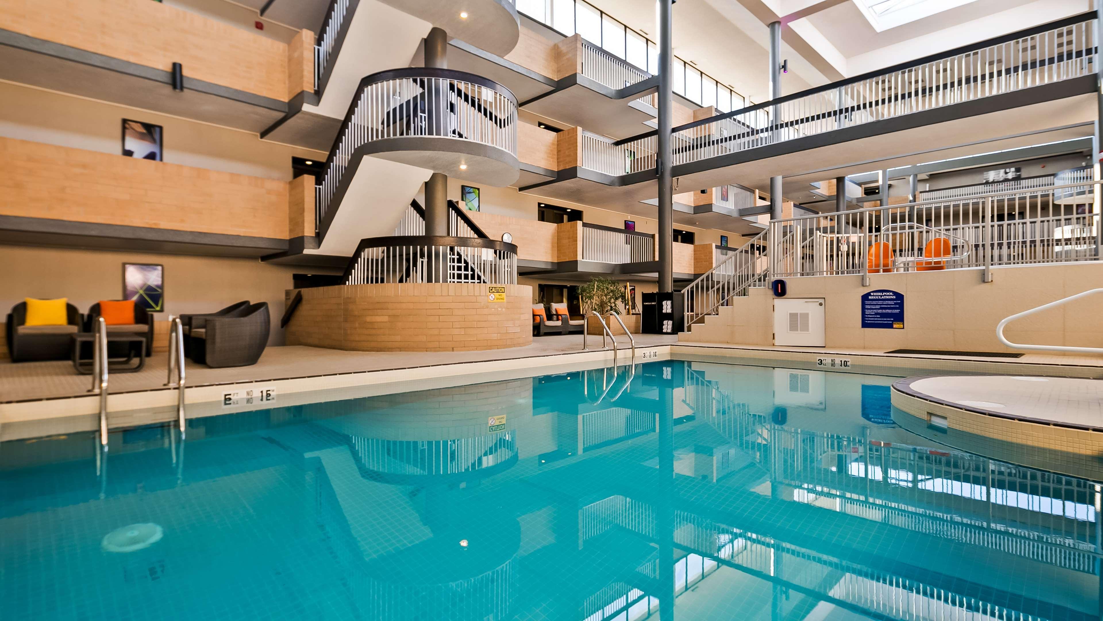 Best Western Plus Village Park Inn Calgary Luaran gambar