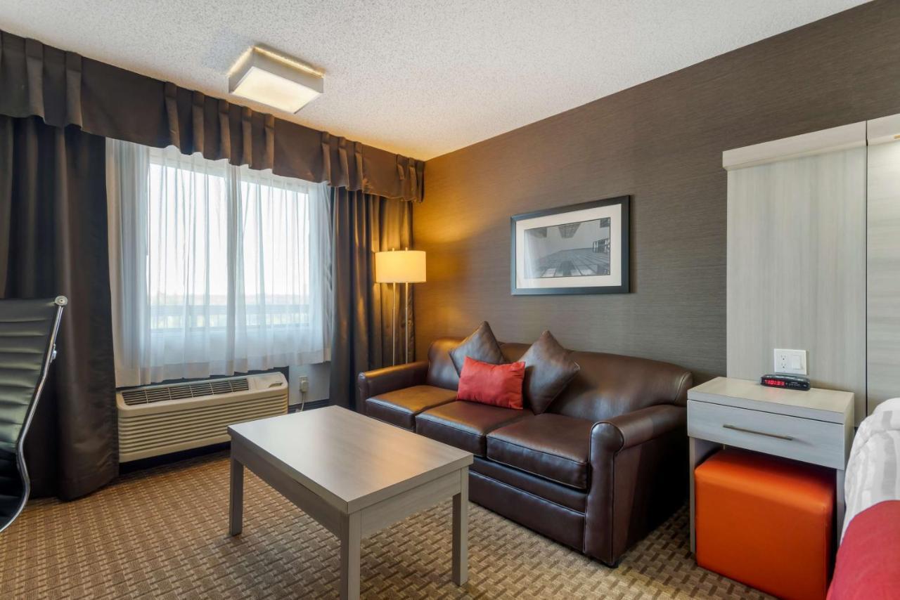 Best Western Plus Village Park Inn Calgary Luaran gambar